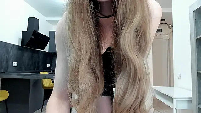 Snapshot of Kitty_Player chatting on May 25, 2026, 8:31 am Kitty Player online show from May 25, 2026, 8:31 am