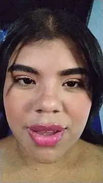 samantha-pettie online show from December 4, 2025, 9:34 pm