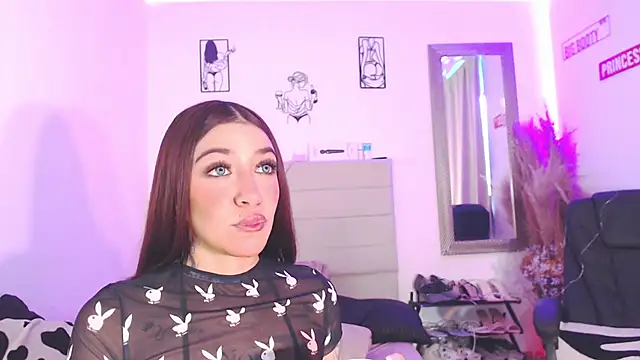 Anna belly online show from February 12, 2026, 1:06 pm