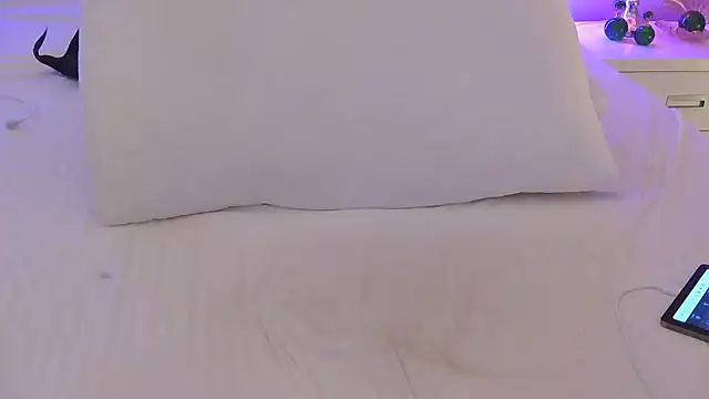 mirasu34 online show from December 2, 2025, 6:03 pm