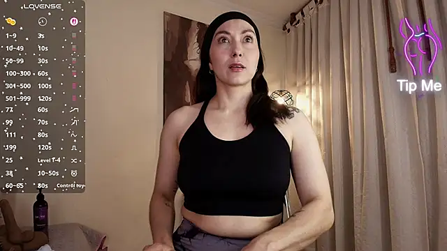 Snapshot of siren_indira_ chatting on March 21, 2026, 8:12 pm siren indira online show from March 21, 2026, 8:12 pm