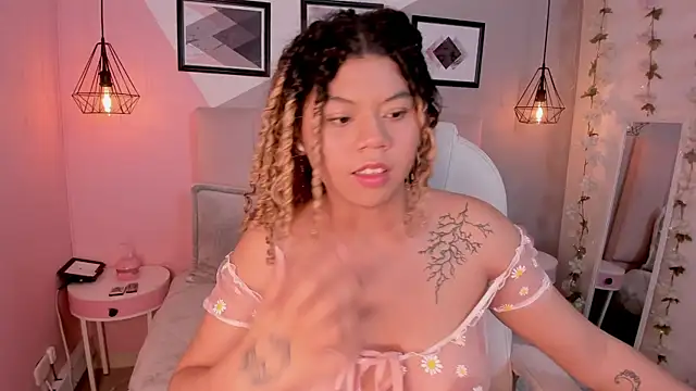 Snapshot of Baby__kitty_ chatting on September 27, 2025, 8:36 pm Baby kitty online show from September 27, 2025, 8:36 pm