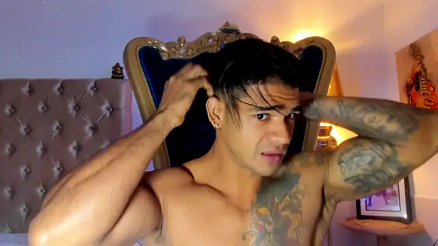 antonio  444 online show from November 23, 2025, 12:05 pm