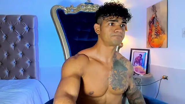 antonio  444 online show from May 20, 2026, 6:25 pm