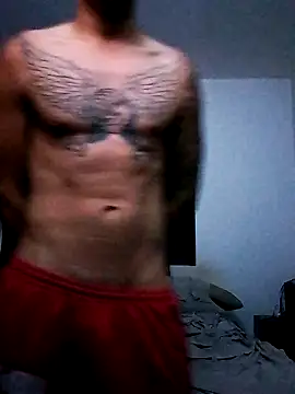 bigandstrong2217 online show from February 5, 2026, 3:33 am