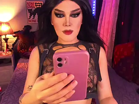 WILDDENNY1 online show from February 25, 2026, 9:35 pm