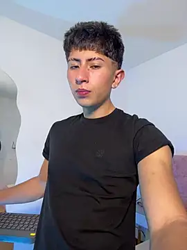 Snapshot of Andy_Justgame chatting on January 15, 2026, 3:33 am Andy Justgame online show from January 15, 2026, 3:33 am