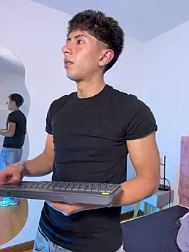 Snapshot of Andy_Justgame chatting on February 4, 2026, 3:45 am Andy Justgame online show from February 4, 2026, 3:45 am