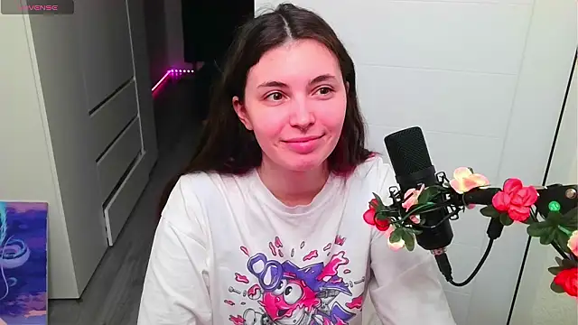 Snapshot of peachyness chatting on February 25, 2026, 9:57 pm peachyness online show from February 25, 2026, 9:57 pm