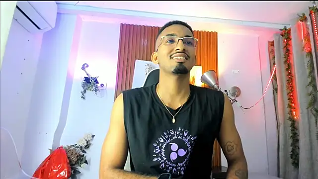 Darwin mayo online show from October 13, 2025, 5:24 pm