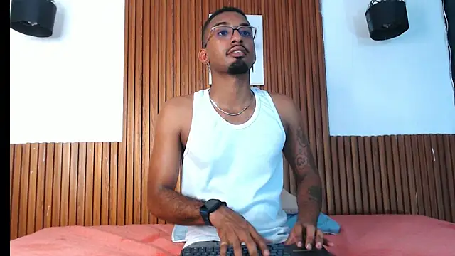 Darwin mayo online show from April 10, 2026, 5:28 pm