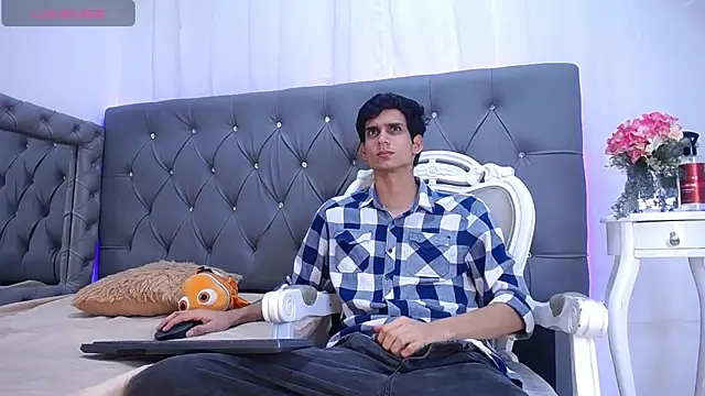 Sebalexis7 online show from October 22, 2025, 2:23 am