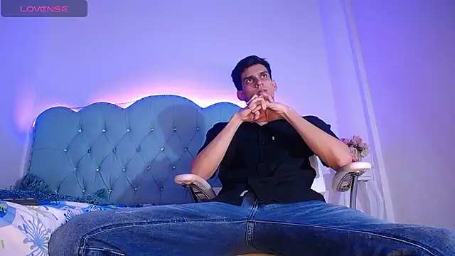 Sebalexis7 online show from December 5, 2025, 3:15 am