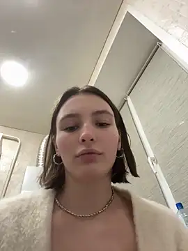 Snapshot of ZariaFlame chatting on February 1, 2026, 11:03 pm ZariaFlame online show from February 1, 2026, 11:03 pm