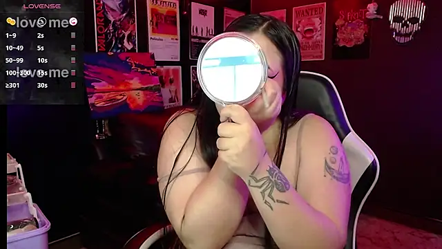 Ravendark  online show from November 11, 2025, 7:47 pm