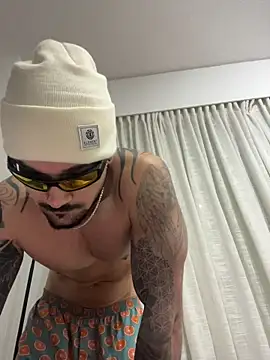 Snapshot of penebunny chatting on January 13, 2026, 5:02 am penebunny online show from January 13, 2026, 5:02 am