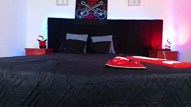 Alisse Moore online show from March 5, 2026, 12:23 pm