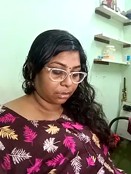 Snapshot of zara-mallus chatting on September 10, 2025, 5:35 pm zara-mallus online show from September 10, 2025, 5:35 pm