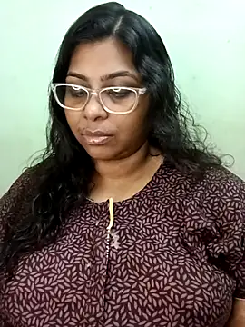 Snapshot of zara-mallus chatting on September 21, 2025, 5:14 pm zara-mallus online show from September 21, 2025, 5:14 pm