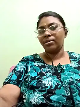 Snapshot of zara-mallus chatting on September 25, 2025, 5:22 am zara-mallus online show from September 25, 2025, 5:22 am