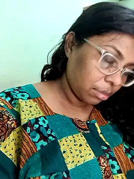 Snapshot of zara-mallus chatting on September 25, 2025, 8:34 pm zara-mallus online show from September 25, 2025, 8:34 pm