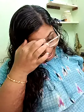 Snapshot of zara-mallus chatting on September 26, 2025, 4:33 pm zara-mallus online show from September 26, 2025, 4:33 pm