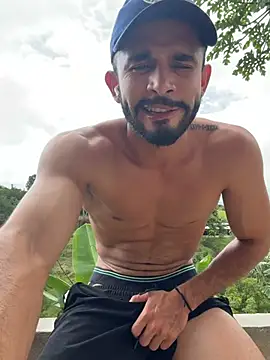 Jacksonfranco online show from May 3, 2026, 7:09 pm