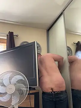 Snapshot of different-strokes chatting on September 9, 2025, 10:59 am different-strokes online show from September 9, 2025, 10:59 am