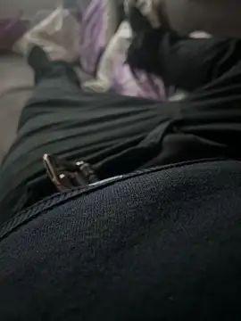 Snapshot of different-strokes chatting on December 15, 2025, 2:32 pm different-strokes online show from December 15, 2025, 2:32 pm