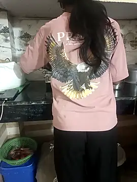 Snapshot of Geeta-satr chatting on February 18, 2026, 3:41 pm Geeta-satr online show from February 18, 2026, 3:41 pm