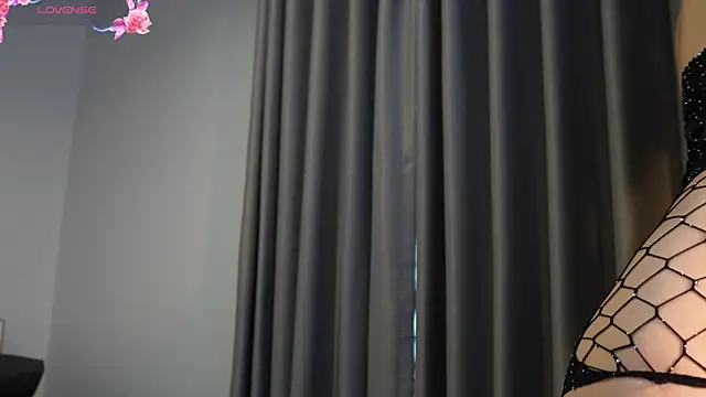 Snapshot of pussysvittyy chatting on November 3, 2025, 11:37 pm pussysvittyy online show from November 3, 2025, 11:37 pm