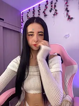 Lia  1 online show from November 18, 2025, 7:51 pm