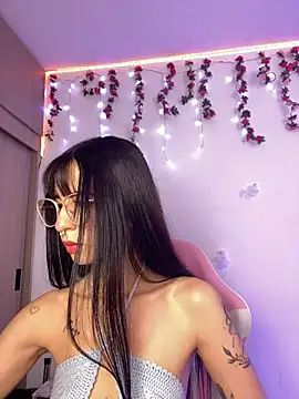 Lia  1 online show from January 12, 2026, 10:04 pm