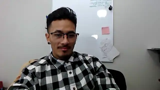 Snapshot of tanjir020 chatting on February 18, 2026, 12:06 am tanjir020 online show from February 18, 2026, 12:06 am