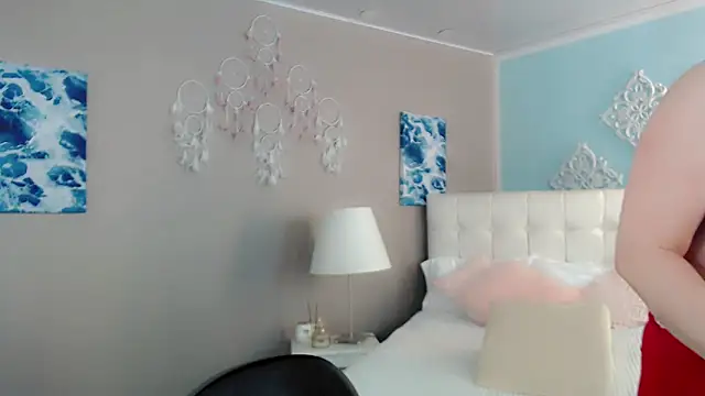 maddissonivanova online show from January 17, 2026, 7:06 pm