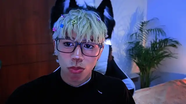 taichi bluy online show from October 25, 2025, 6:54 am