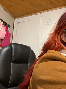 Snapshot of Karen18_boobs chatting on February 24, 2026, 3:04 am Karen18 boobs online show from February 24, 2026, 3:04 am