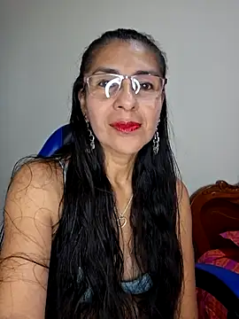 Snapshot of Natasha_50 chatting on December 14, 2025, 4:40 am Natasha 50 online show from December 14, 2025, 4:40 am