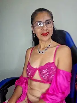 Snapshot of Natasha_50 chatting on December 18, 2025, 12:06 am Natasha 50 online show from December 18, 2025, 12:06 am