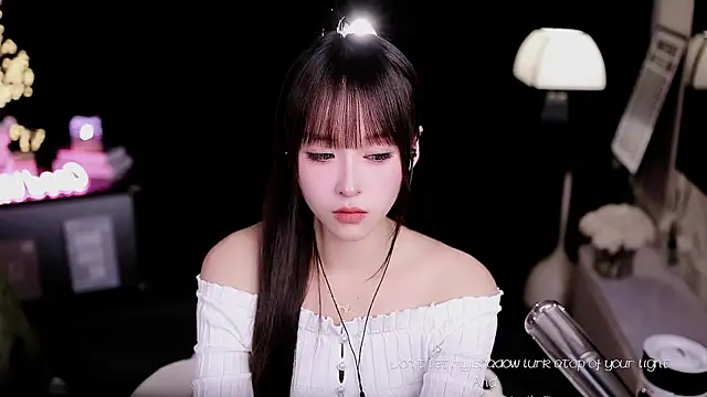 Snapshot of coward_by chatting on January 15, 2026, 9:58 am coward by online show from January 15, 2026, 9:58 am