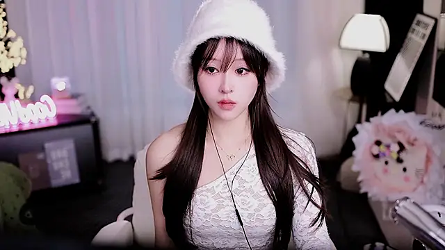 Snapshot of coward_by chatting on March 2, 2026, 9:38 am coward by online show from March 2, 2026, 9:38 am