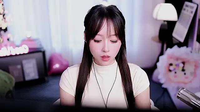 Snapshot of coward_by chatting on March 13, 2026, 9:27 am coward by online show from March 13, 2026, 9:27 am