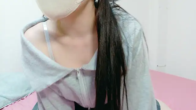 Snapshot of Hina-ooo chatting on February 15, 2026, 1:57 am Hina-ooo online show from February 15, 2026, 1:57 am