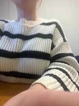 Snapshot of hazel_wood21 chatting on March 6, 2026, 12:56 pm hazel wood21 online show from March 6, 2026, 12:56 pm