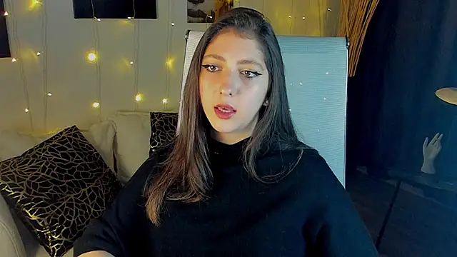 Snapshot of Mary_Miiller chatting on September 17, 2025, 10:28 am Mary Miiller online show from September 17, 2025, 10:28 am