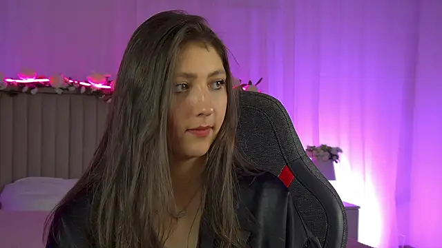 Snapshot of Mary_Miiller chatting on September 28, 2025, 9:25 am Mary Miiller online show from September 28, 2025, 9:25 am