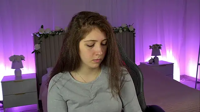 Snapshot of Mary_Miiller chatting on October 26, 2025, 6:19 am Mary Miiller online show from October 26, 2025, 6:19 am