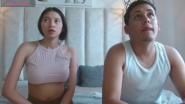 Snapshot of owenandrosecs chatting on October 14, 2025, 8:42 pm owenandrosecs online show from October 14, 2025, 8:42 pm