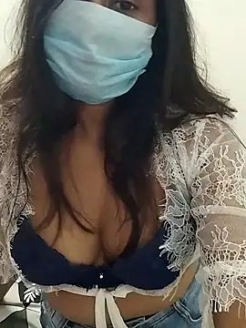 Snapshot of AMELIYAA chatting on January 15, 2026, 12:43 pm AMELIYAA online show from January 15, 2026, 12:43 pm