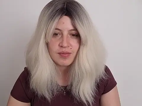 francescaasmith online show from March 25, 2026, 6:58 pm